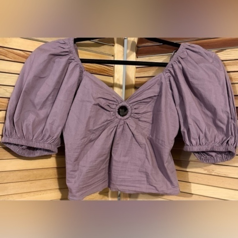 Sim&Sam purple crop top puff sleeves size large NWT